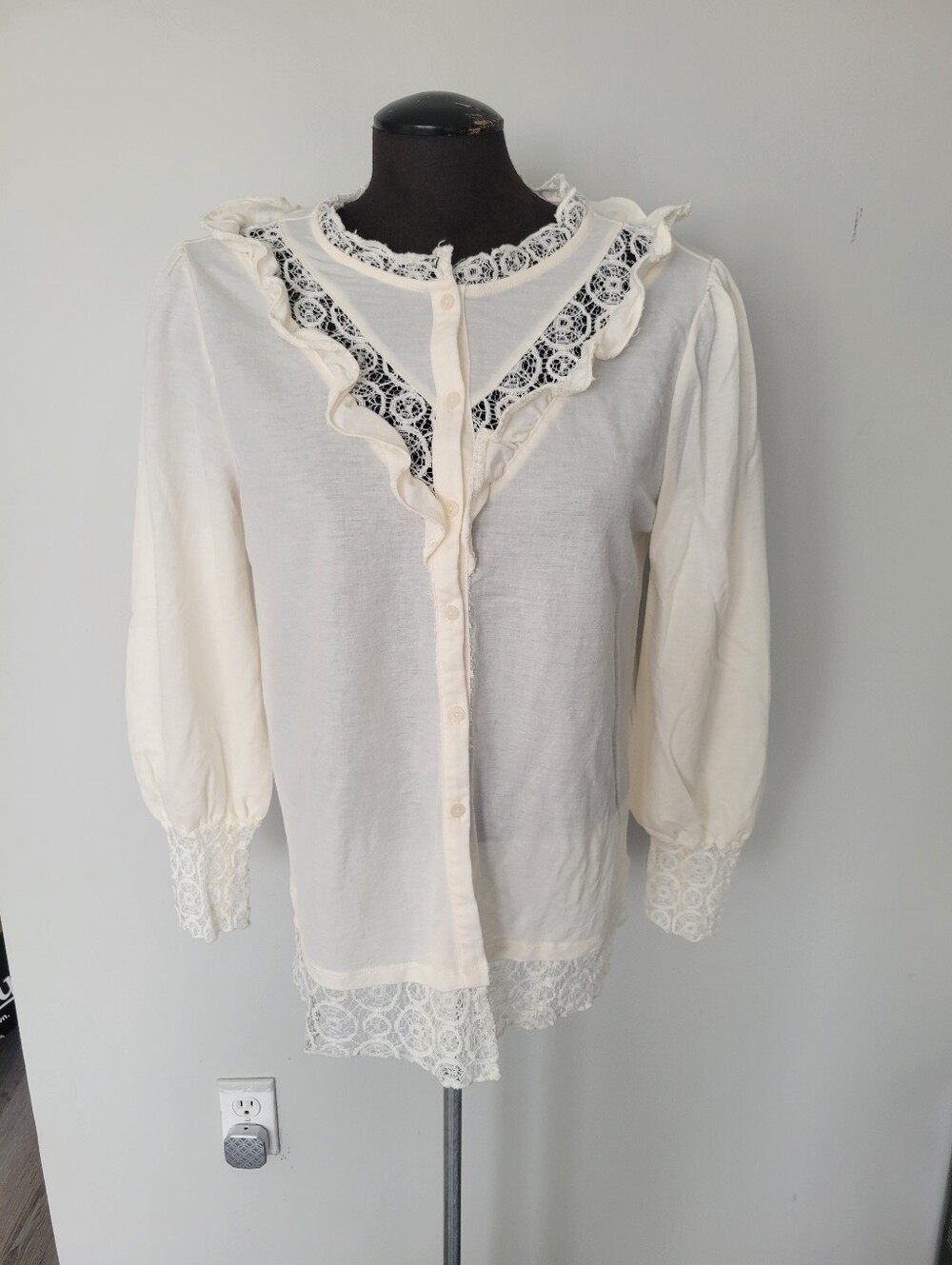 Classic Viscoce Lace Blouse Size L